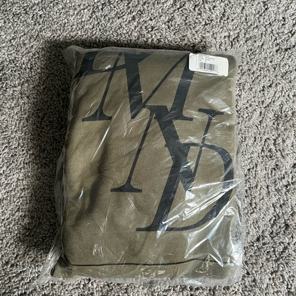 Diamond Supply Co. Hoodie (in Mountain Green)